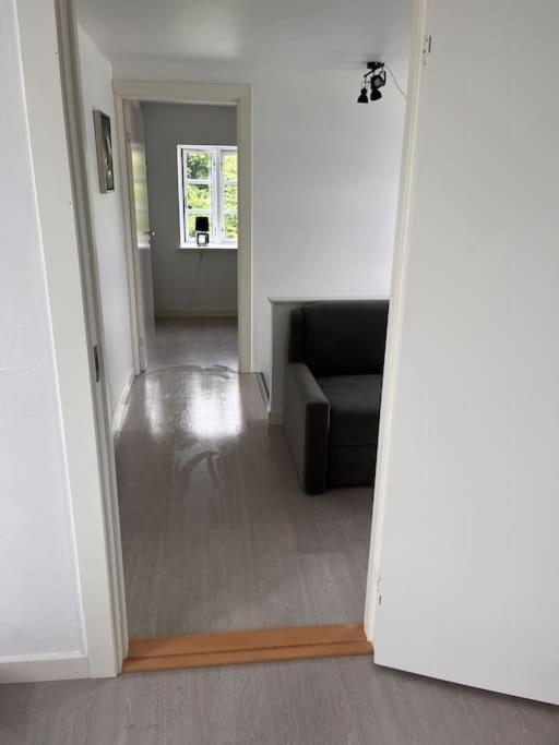 Stor Rummelig Lejlighed Med Egen P-Plads 科灵 外观 照片